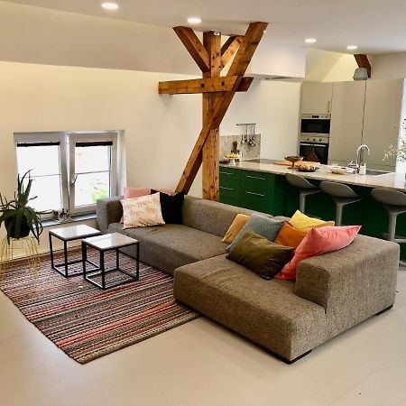 Apartamento Fox Hostka  Exterior foto