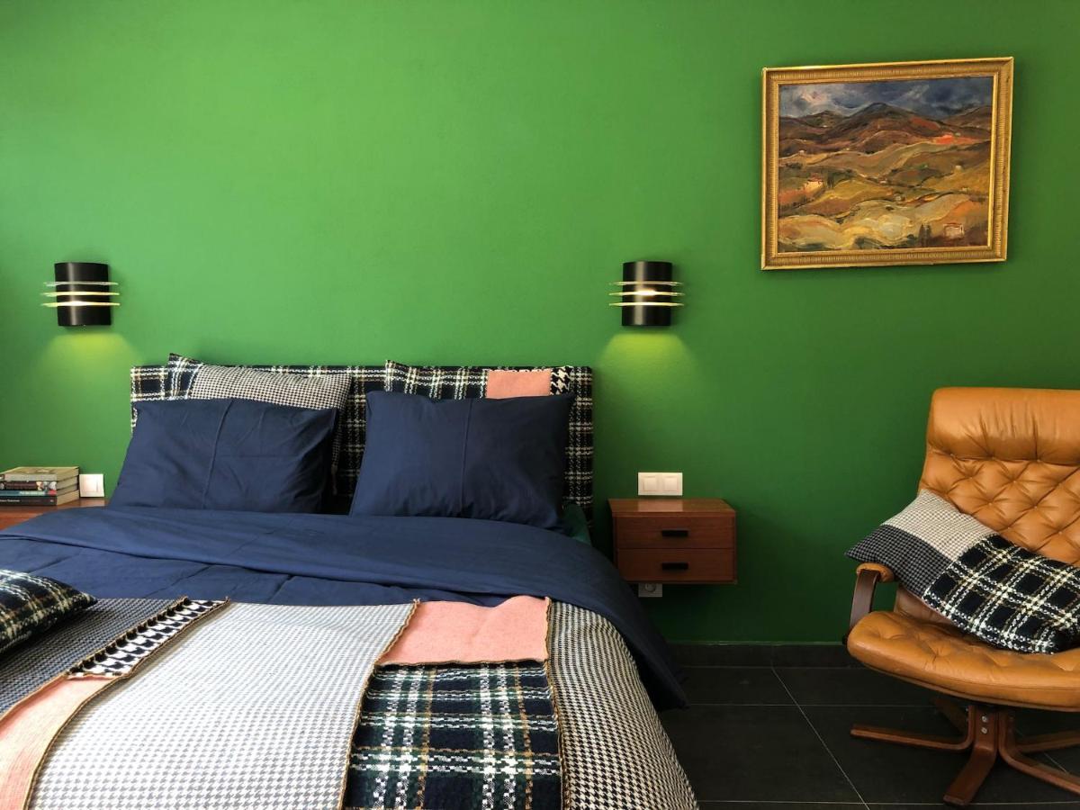 Apartamento Fox Hostka  Exterior foto